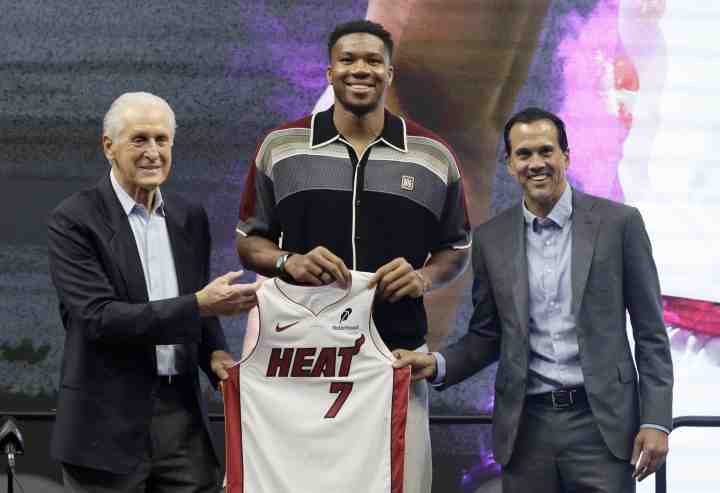 雨燕免费直播NBA